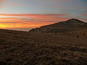 Вечернее небо над горой Роман-Кош
